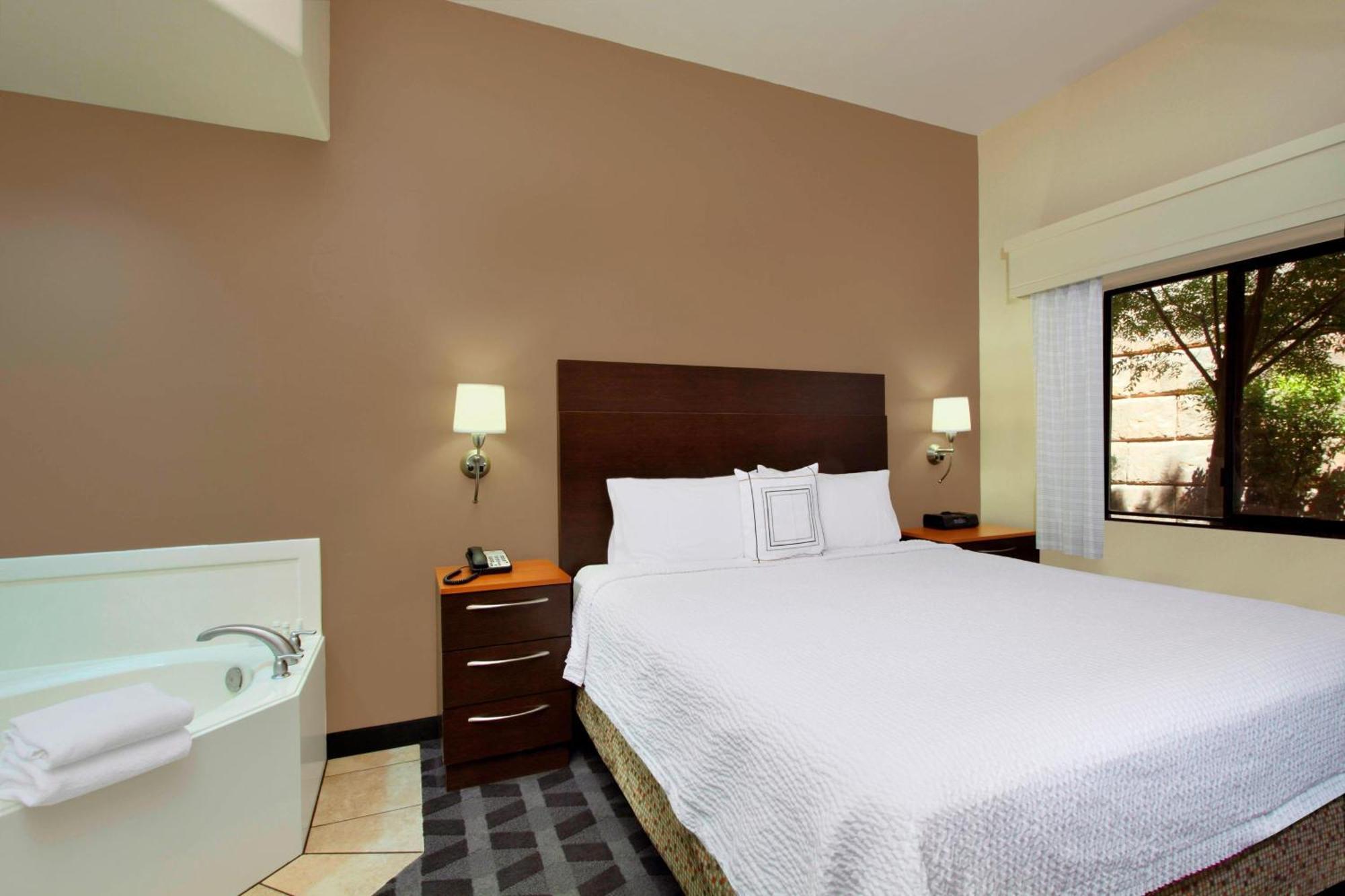 Towneplace Suites Сент-Джордж Экстерьер фото